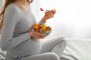 What to Eat with Gestational Diabetes: Complete Guide to Safe Foods, Meal Plans & Tips