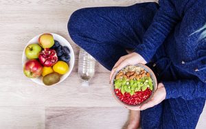 Best Late Night Snacks for Diabetics: Healthy, Low-Carb Options to Control Blood Sugar